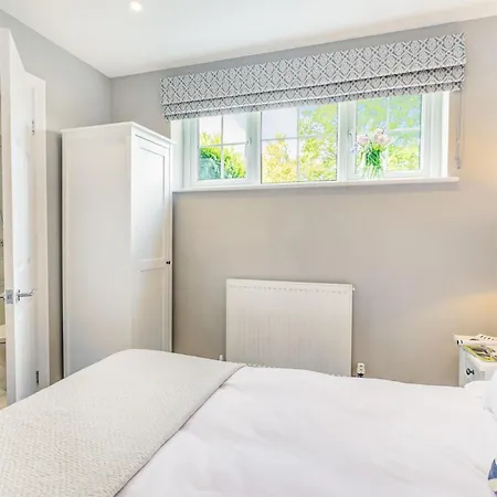 2 Bed In Easingwold 84001 펜션 *