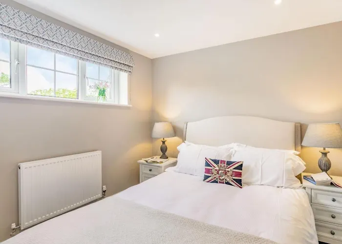 2 Bed In York Oc-84001